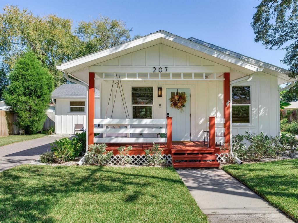 207 W IDLEWILD AVENUE, Tampa, FL 33604