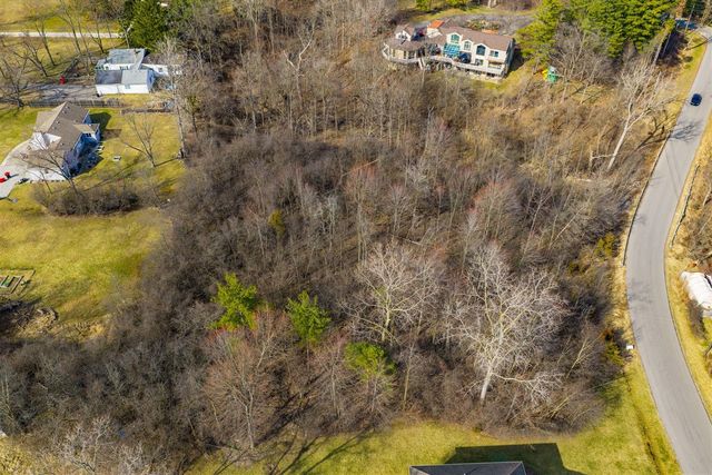 25099 Edgemont Drive, Southfield, MI 48033