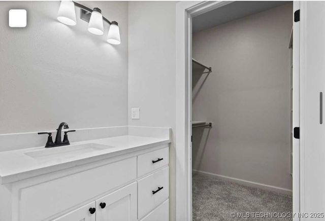 423 S Wyandotte Avenue, Bartlesville, OK 74003