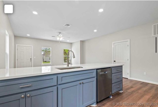 423 S Wyandotte Avenue, Bartlesville, OK 74003