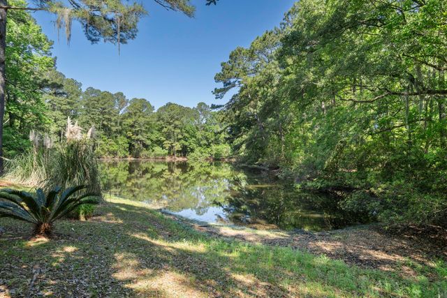 4928 Hideaway Point, Hollywood, SC 29449