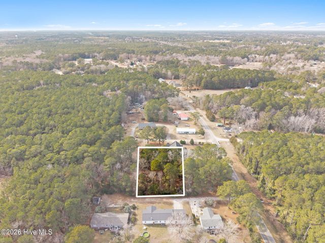 807 Crystal Court SW, Shallotte, NC 28470