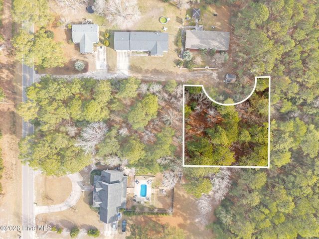 807 Crystal Court SW, Shallotte, NC 28470