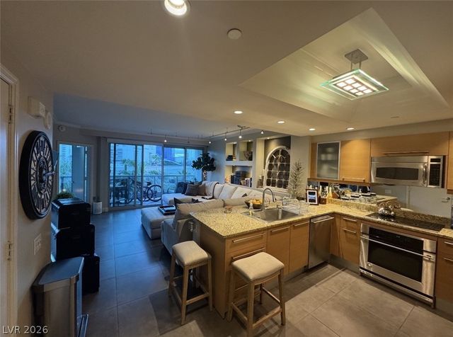 222 Karen Avenue 304, Las Vegas, NV 89109