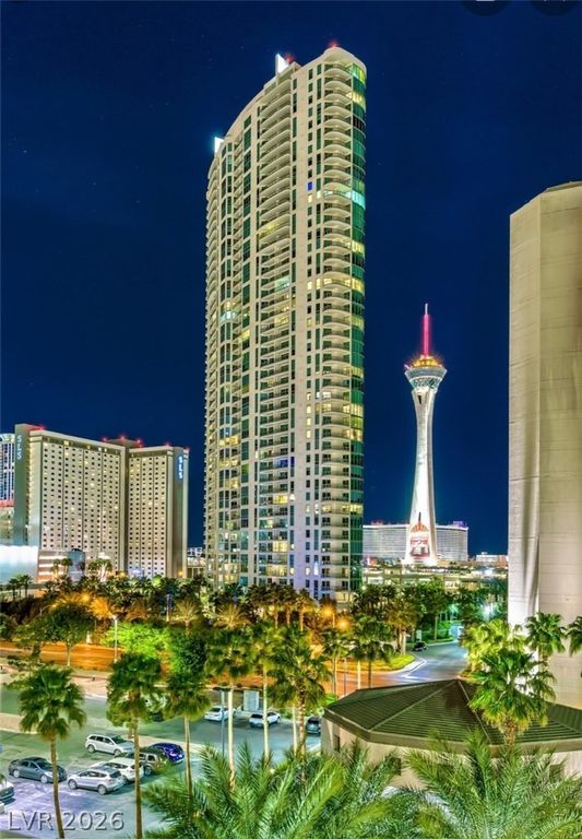 222 Karen Avenue 304, Las Vegas, NV 89109