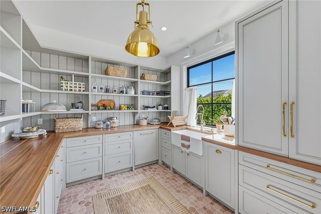 839 Chestnut CT, Marco Island, FL 34145