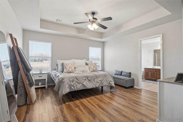 10211 N 143rd East Avenue, Owasso, OK 74055