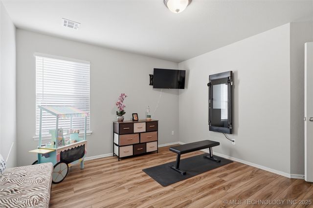 10211 N 143rd East Avenue, Owasso, OK 74055