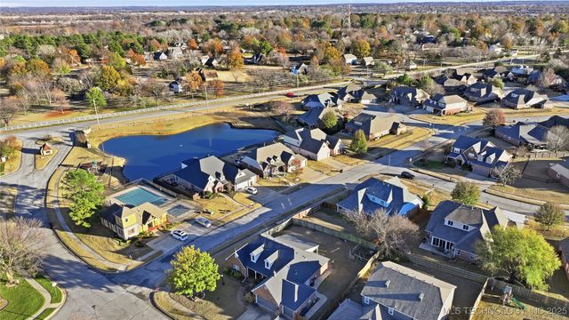 10211 N 143rd East Avenue, Owasso, OK 74055