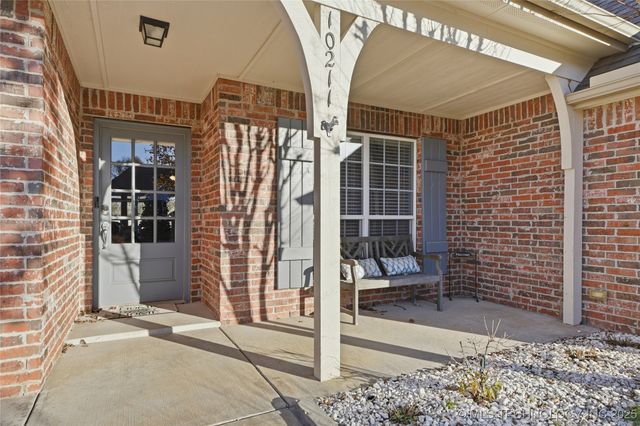 10211 N 143rd East Avenue, Owasso, OK 74055