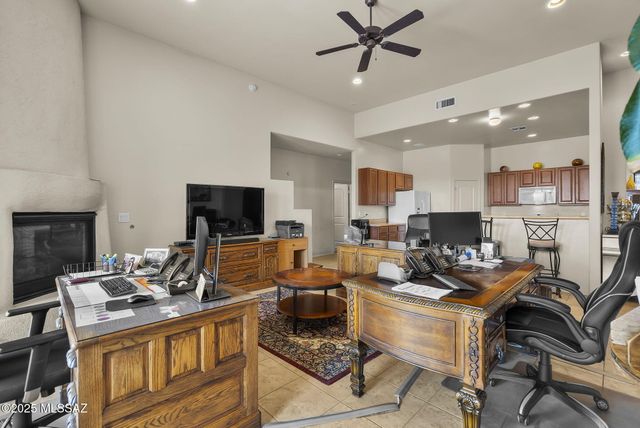 1096 Vista De Los Alamos, Rio Rico, AZ 85648