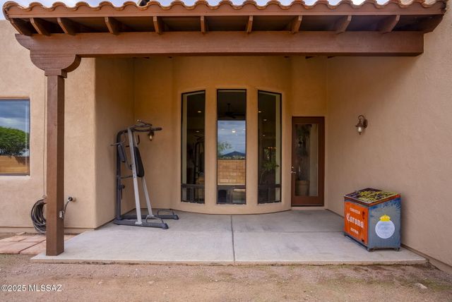1096 Vista De Los Alamos, Rio Rico, AZ 85648