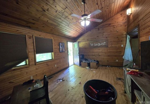 9120 Herpel Road, Mountain View, AR 72560