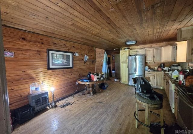 9120 Herpel Road, Mountain View, AR 72560