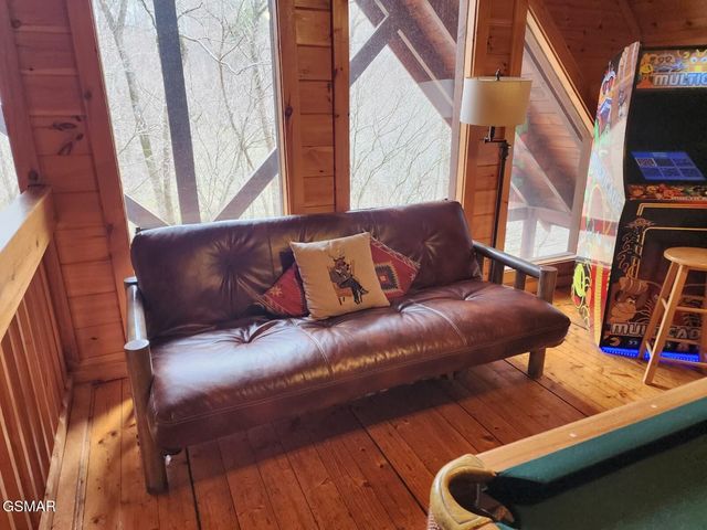 4408 Forest Vista Way, Pigeon Forge, TN 37863