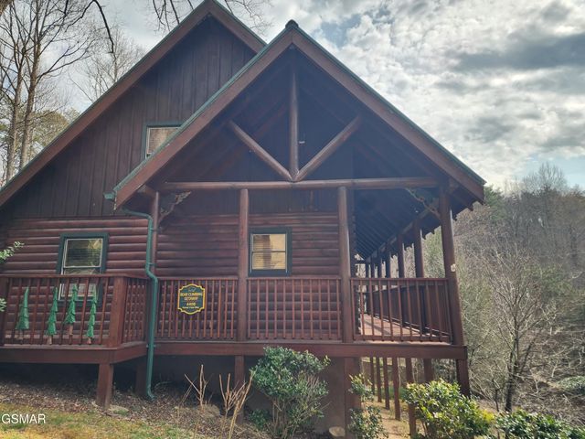 4408 Forest Vista Way, Pigeon Forge, TN 37863