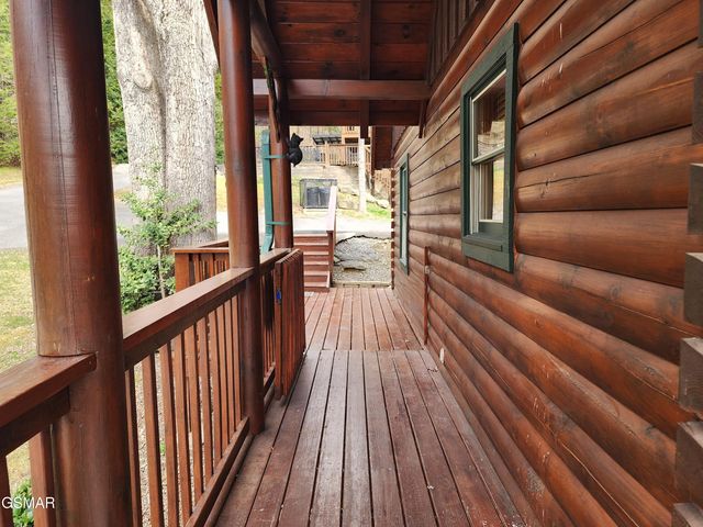 4408 Forest Vista Way, Pigeon Forge, TN 37863