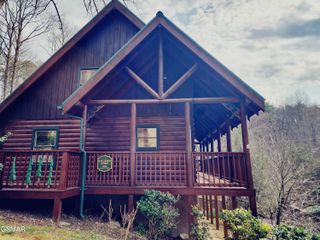 4408 Forest Vista Way, Pigeon Forge, TN 37863
