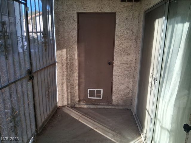 4444 West Desert Inn Road A, Las Vegas, NV 89102