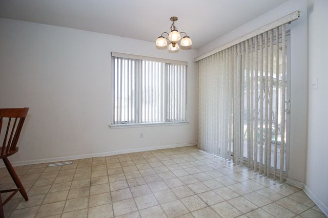 1281 Medlee Drive, Hobart, IN 46342