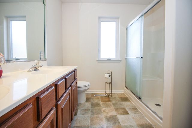 1281 Medlee Drive, Hobart, IN 46342