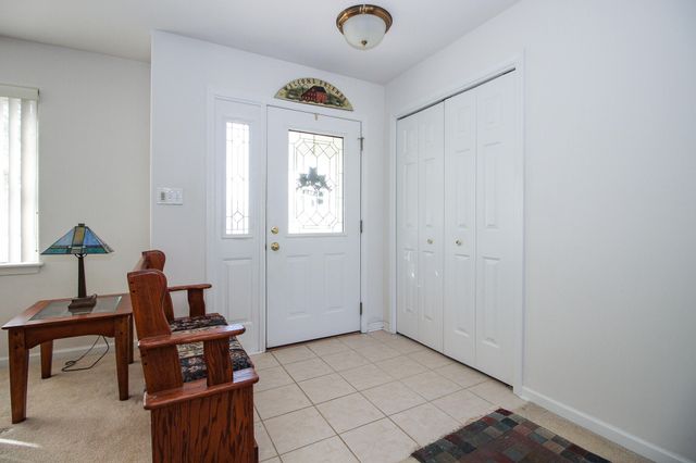 1281 Medlee Drive, Hobart, IN 46342