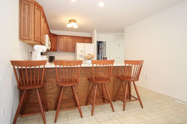 1281 Medlee Drive, Hobart, IN 46342