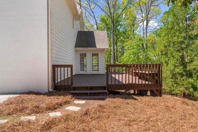 11215 Highfield Chase Drive, Johns Creek, GA 30097