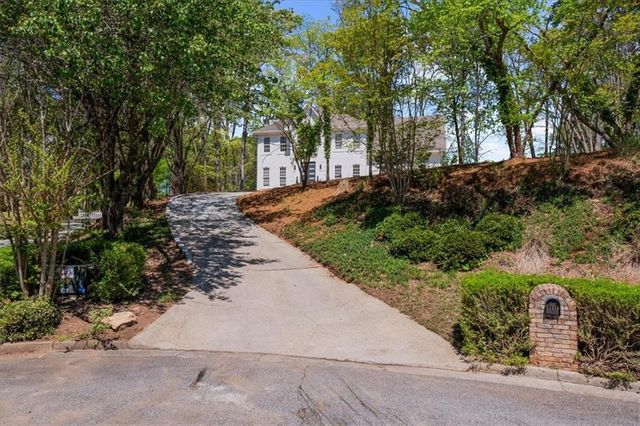 11215 Highfield Chase Drive, Johns Creek, GA 30097