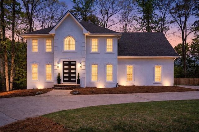 11215 Highfield Chase Drive, Johns Creek, GA 30097