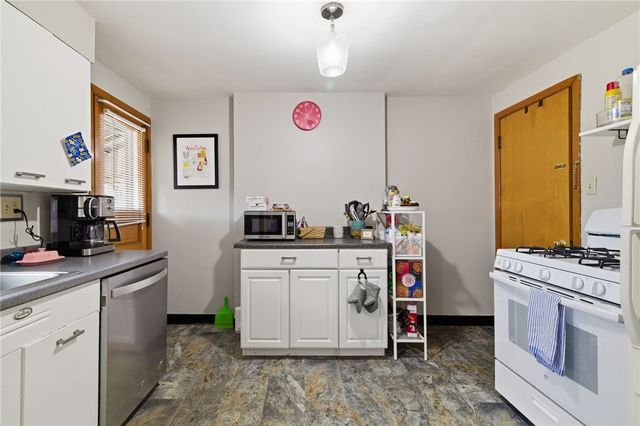 1136 Peermont Ave 1, Dormont, PA 15216