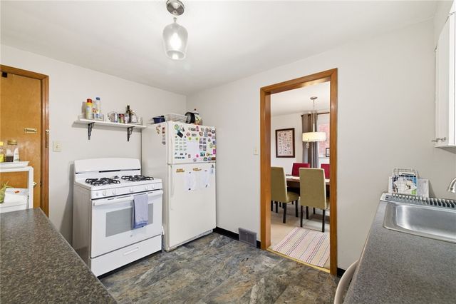 1136 Peermont Ave 1, Dormont, PA 15216