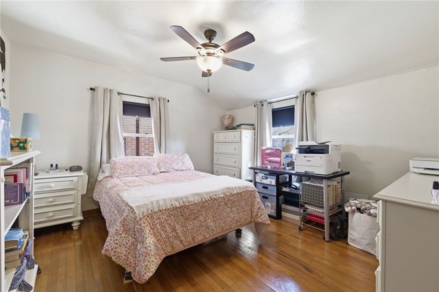 1136 Peermont Ave 1, Dormont, PA 15216