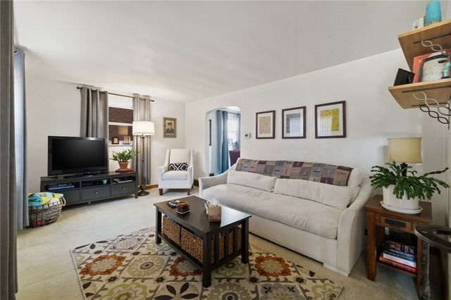 1136 Peermont Ave 1, Dormont, PA 15216
