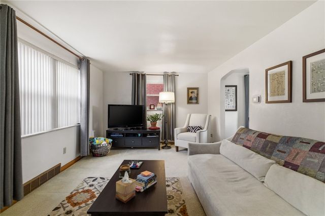1136 Peermont Ave 1, Dormont, PA 15216