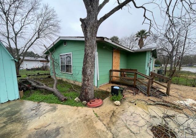 602 E Langley, Universal City, TX 78148