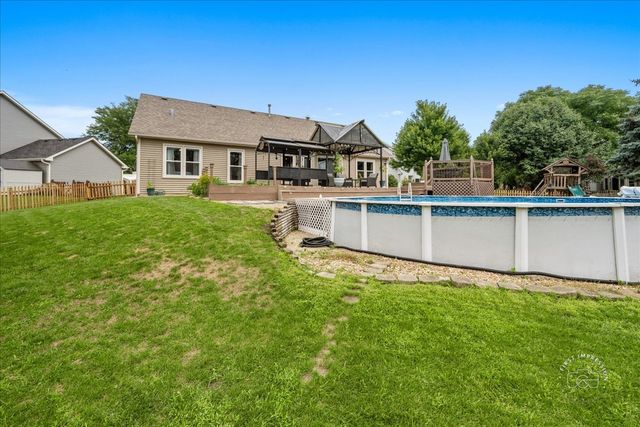 313 Carrie Court, North Aurora, IL 60542