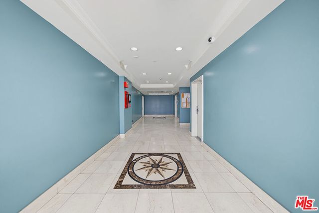 3061 W 12th Place 102, Los Angeles, CA 90006
