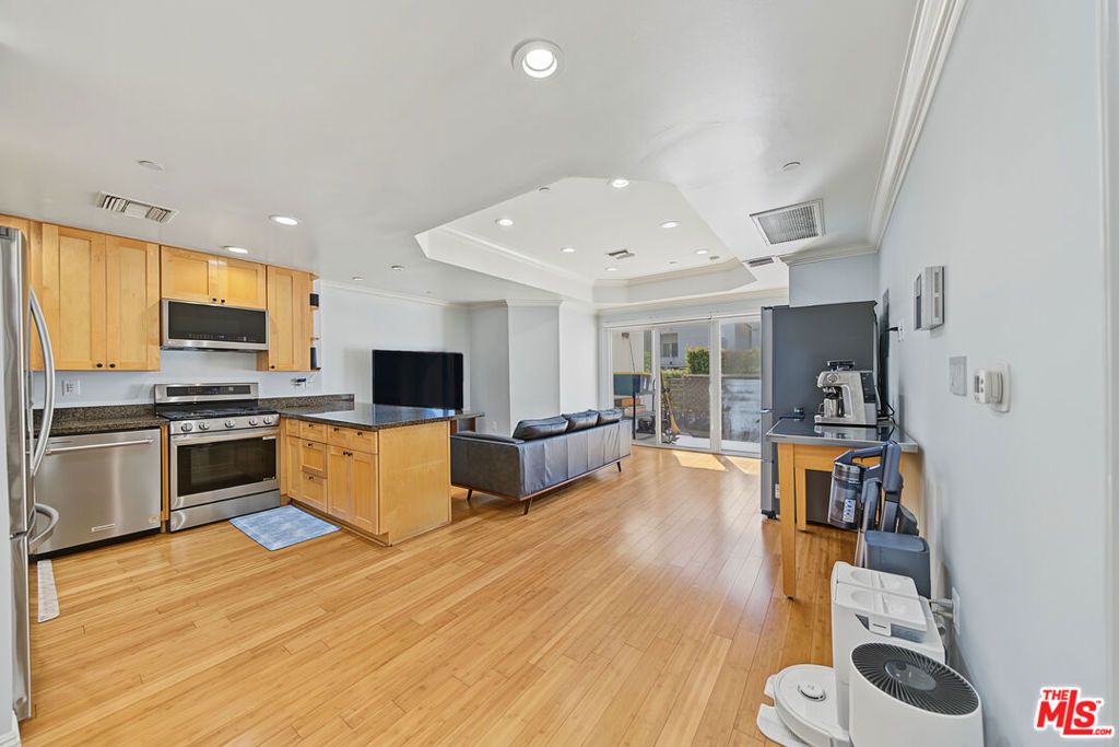 3061 W 12th Place 102, Los Angeles, CA 90006 — photo 4