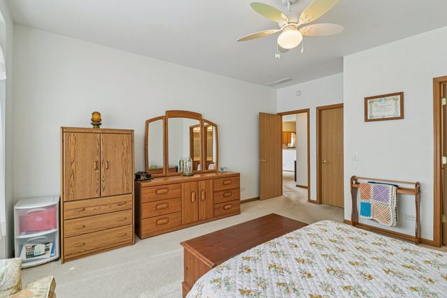 3306 Stakes Lane, Grayslake, IL 60030