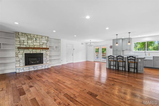 2550 Bluffwood Drive, Unincorporated, MO 63129