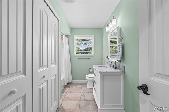 2550 Bluffwood Drive, Unincorporated, MO 63129