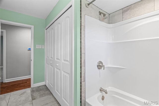 2550 Bluffwood Drive, Unincorporated, MO 63129
