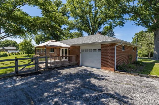 2550 Bluffwood Drive, Unincorporated, MO 63129