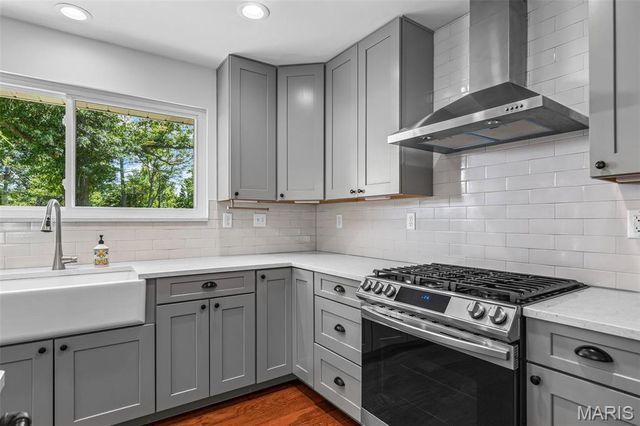 2550 Bluffwood Drive, Unincorporated, MO 63129