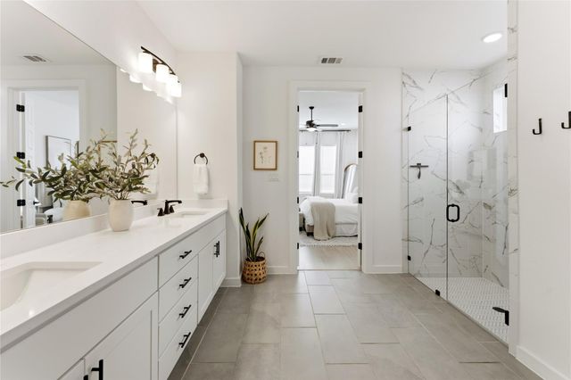 149 Comfort Maple LN, Dripping Springs, TX 78620