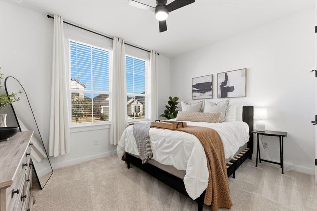 149 Comfort Maple LN, Dripping Springs, TX 78620