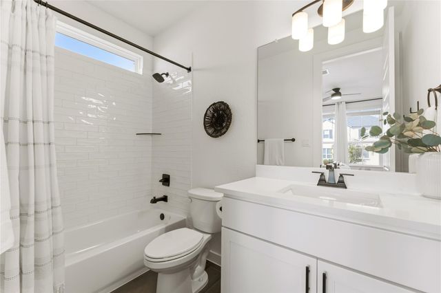 149 Comfort Maple LN, Dripping Springs, TX 78620