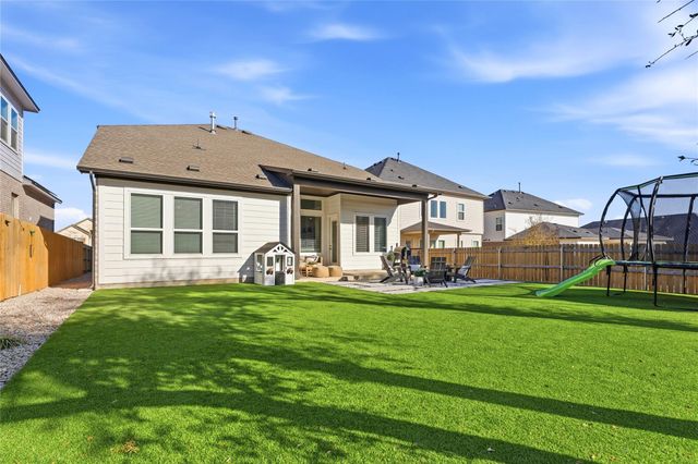 149 Comfort Maple LN, Dripping Springs, TX 78620