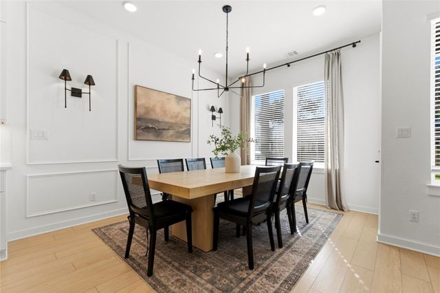 149 Comfort Maple LN, Dripping Springs, TX 78620